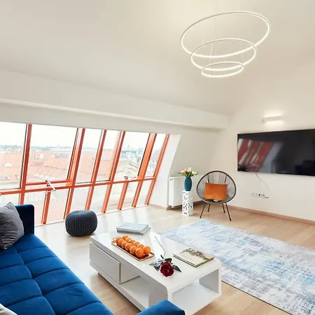 Exclusive Old Town With Views & Ac By Easybnb Premium *