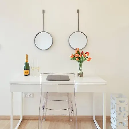 Apartment Exclusive Old Town With Views & Ac By Easybnb Premium