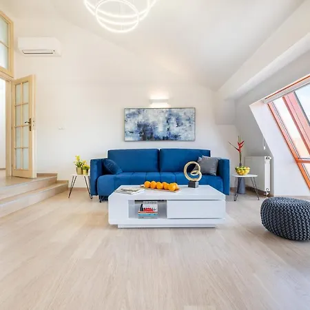 Exclusive Old Town With Views & Ac By Easybnb Premium *