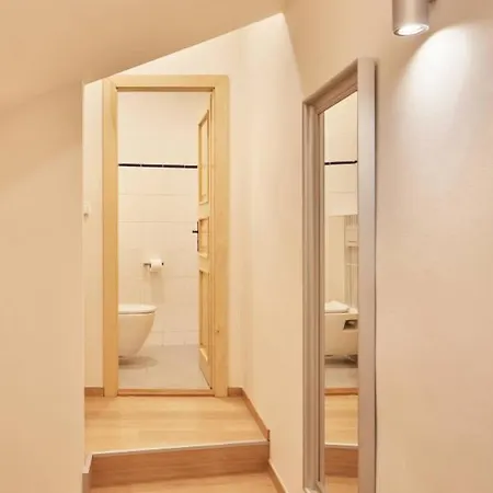 Exclusive Old Town With Views & Ac By Easybnb Premium *