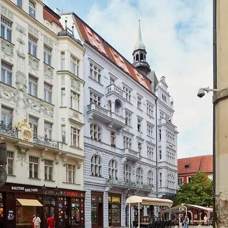 Exclusive Old Town With Views & Ac By Easybnb Premium Praha