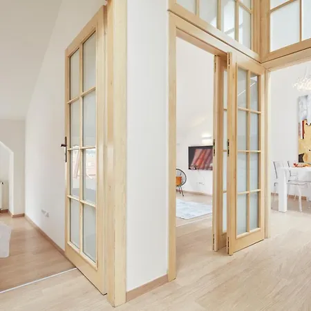 Exclusive Old Town With Views & Ac By Easybnb Premium *