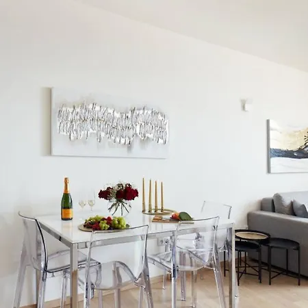 Exclusive Old Town With Views & Ac By Easybnb Premium Praga