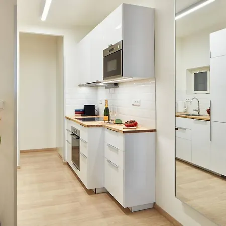 Exclusive Old Town With Views & Ac By Easybnb Premium *