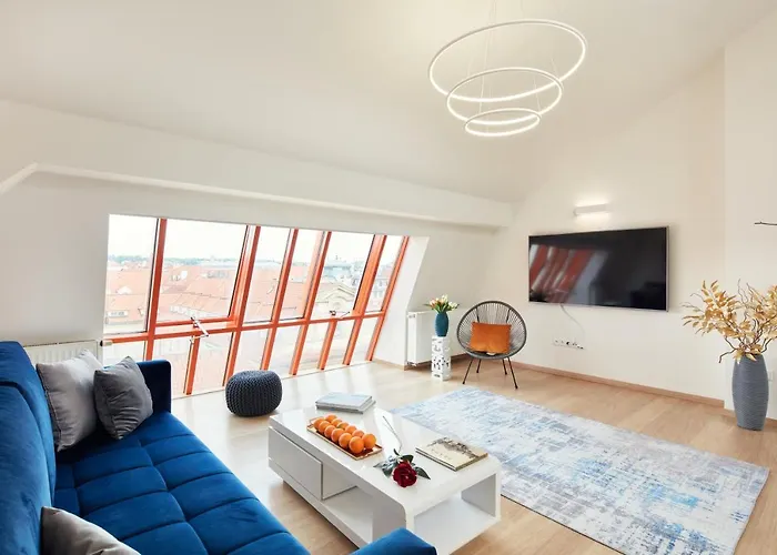 Exclusive Old Town With Views & Ac By Easybnb Premium *