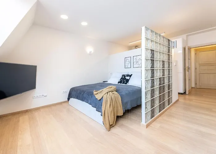 Exclusive Old Town With Views & Ac By Easybnb Premium Praga