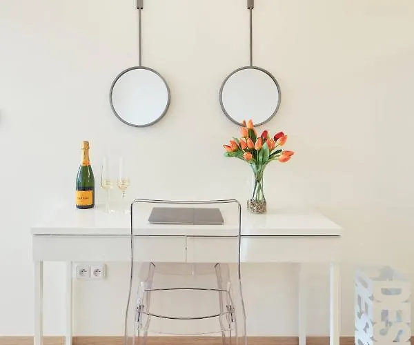 Apartament Exclusive Old Town With Views & Ac By Easybnb Premium