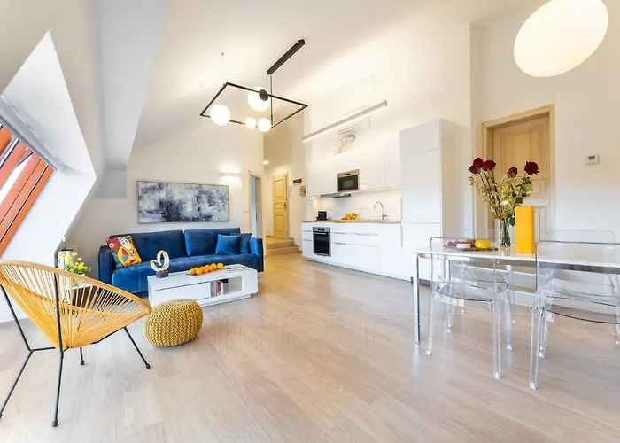 Exclusive Old Town With Views & Ac By Easybnb Premium Praga