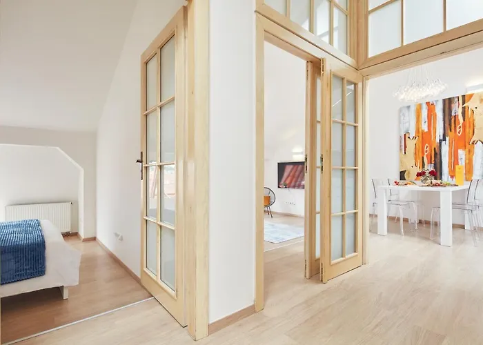 Exclusive Old Town With Views & Ac By Easybnb Premium Apartament *