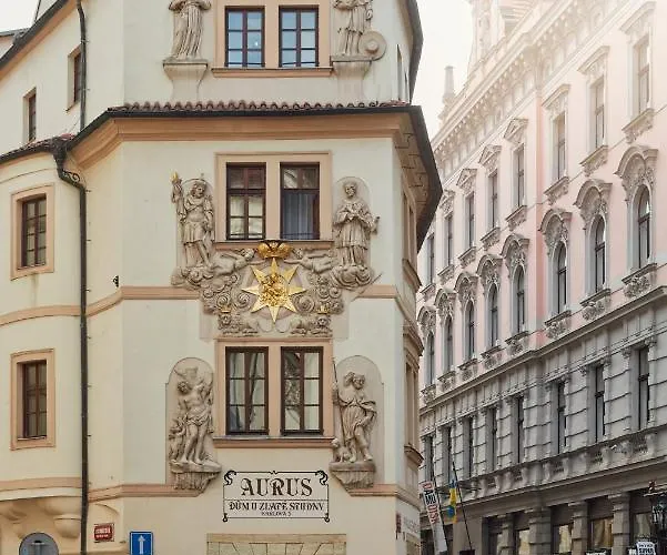 Exclusive Old Town With Views & Ac By Easybnb Premium * Praga