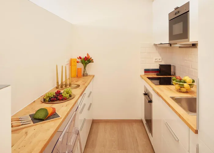 Exclusive Old Town With Views & Ac By Easybnb Premium Apartament