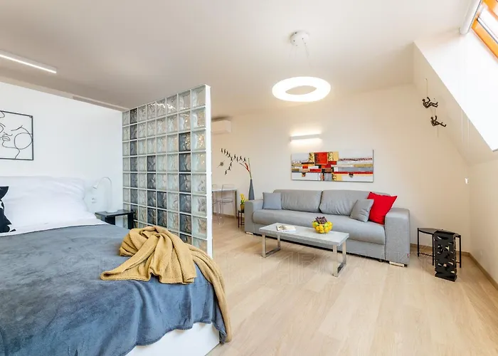 Apartament Exclusive Old Town With Views & Ac By Easybnb Premium