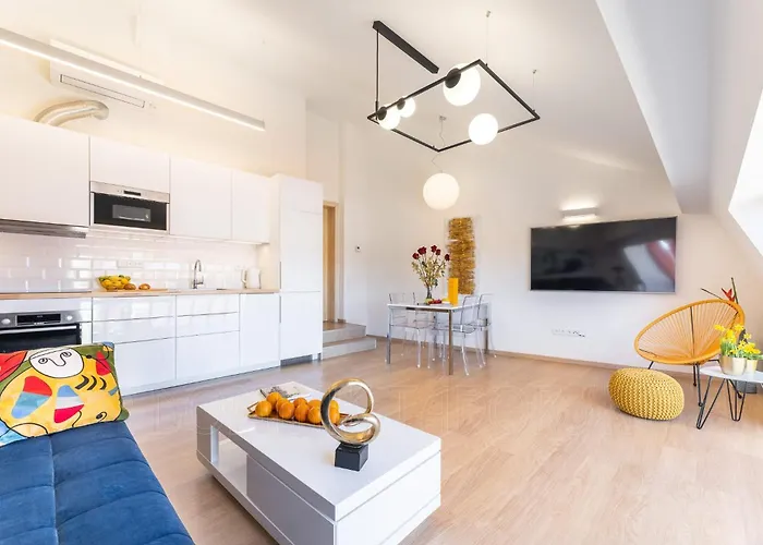 Exclusive Old Town With Views & Ac By Easybnb Premium Apartament