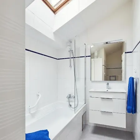 Lejlighed Exclusive Old Town With Views & Ac By Easybnb Premium