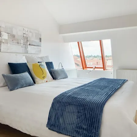 Exclusive Old Town With Views & Ac By Easybnb Premium Prag