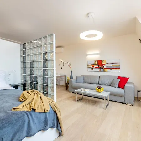 Lejlighed Exclusive Old Town With Views & Ac By Easybnb Premium